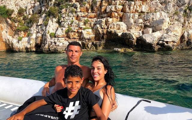 Ronaldo taking time off with son, Cristiano Jr. and girlfriend, Antonella Rodriguez, in Greece