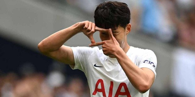 Heung-Min Son (Tottenham) has scored 11 goals in the Premier League this season