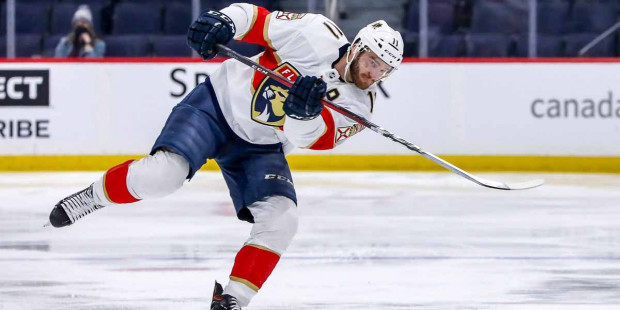 Jonathan Huberdeau (Panthers) has scored 23 goals and has made 55 assists in the NHL 2021-22 season